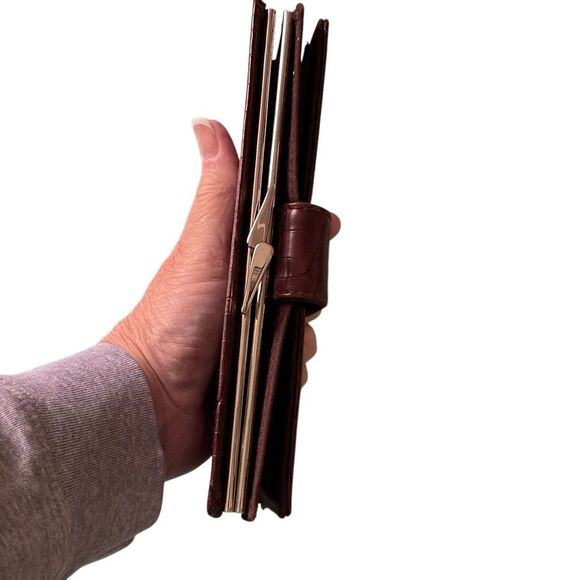 Hato Hasi Vintage Croc Embossed Faux Leather Brownish Red Women’s Wallet - Picture 8 of 12